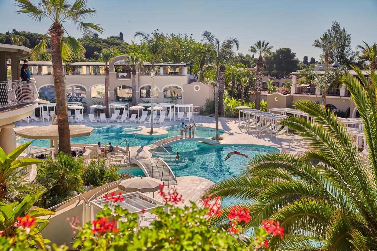 Forte Village Resort - Le Palme Santa Margherita di Pula Buitenkant foto
